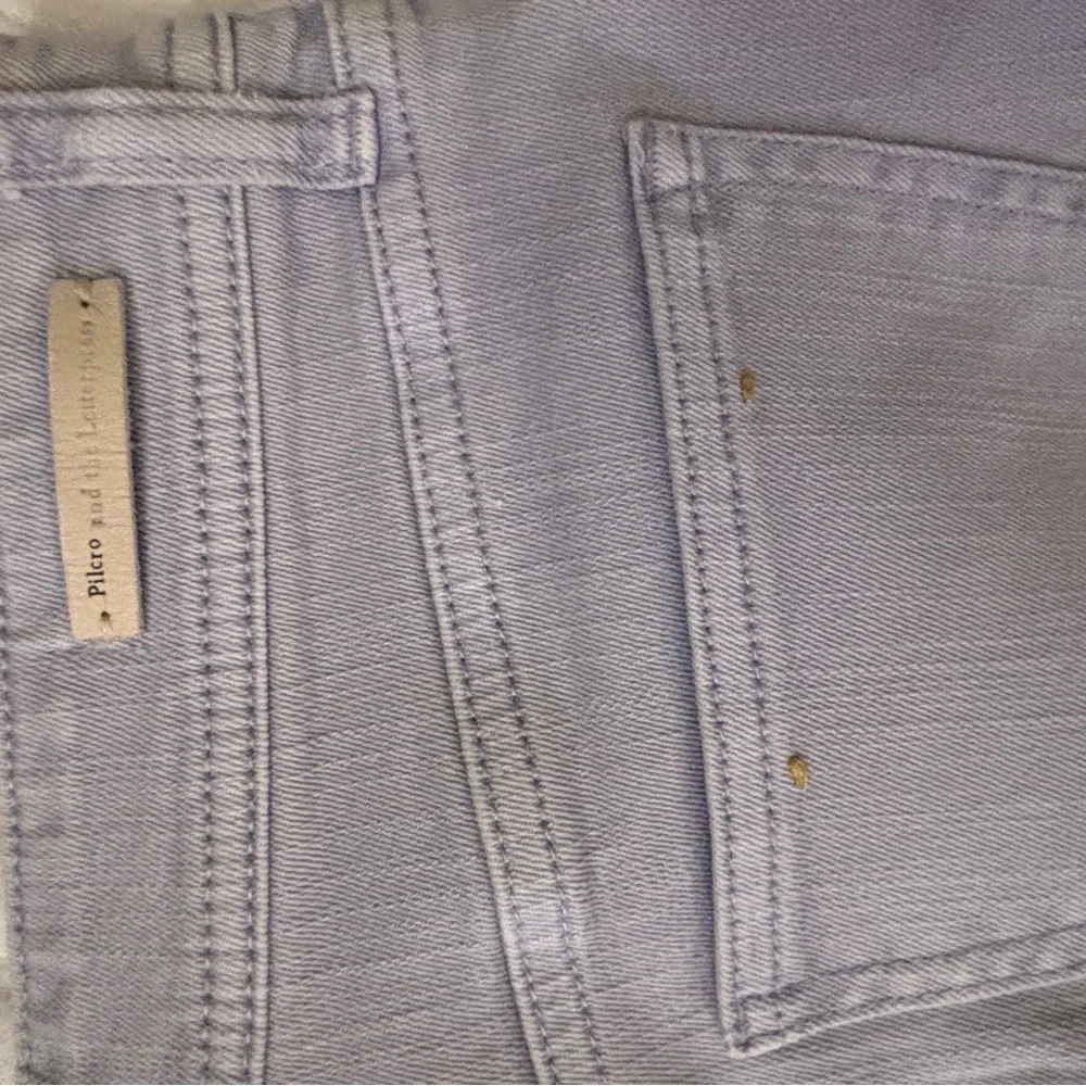 : : PILCRO Straight Leg Light Wash Distressed Jeans : :
